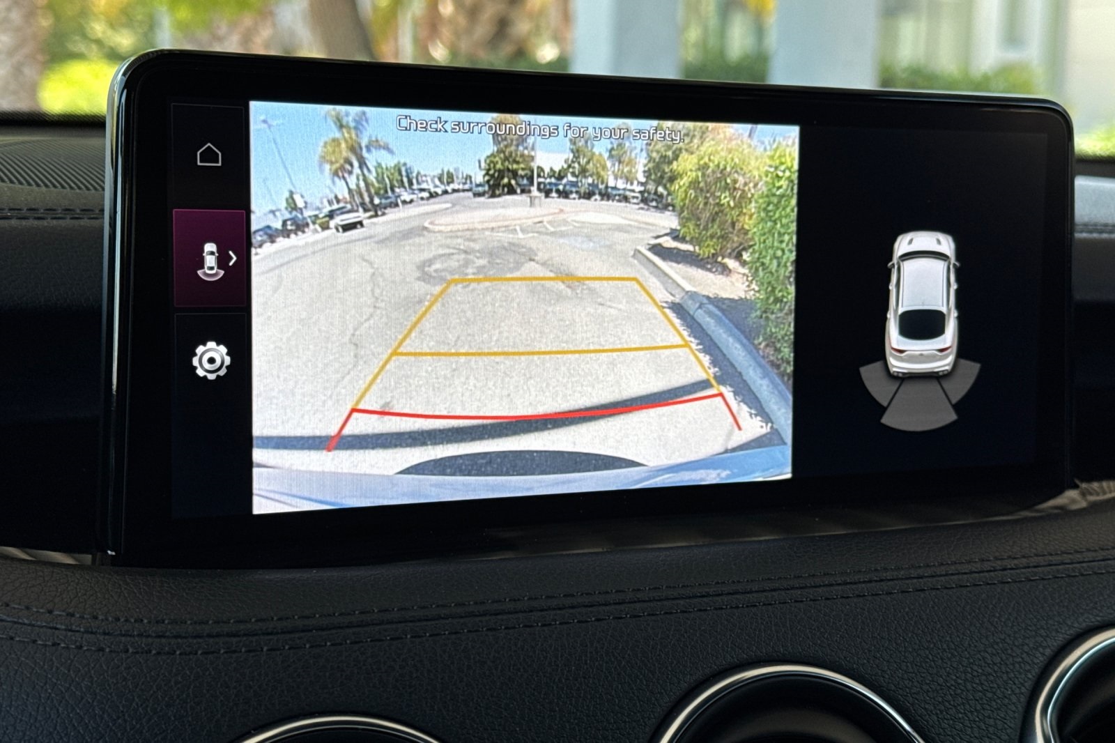 Vehicle image 25 of 61
