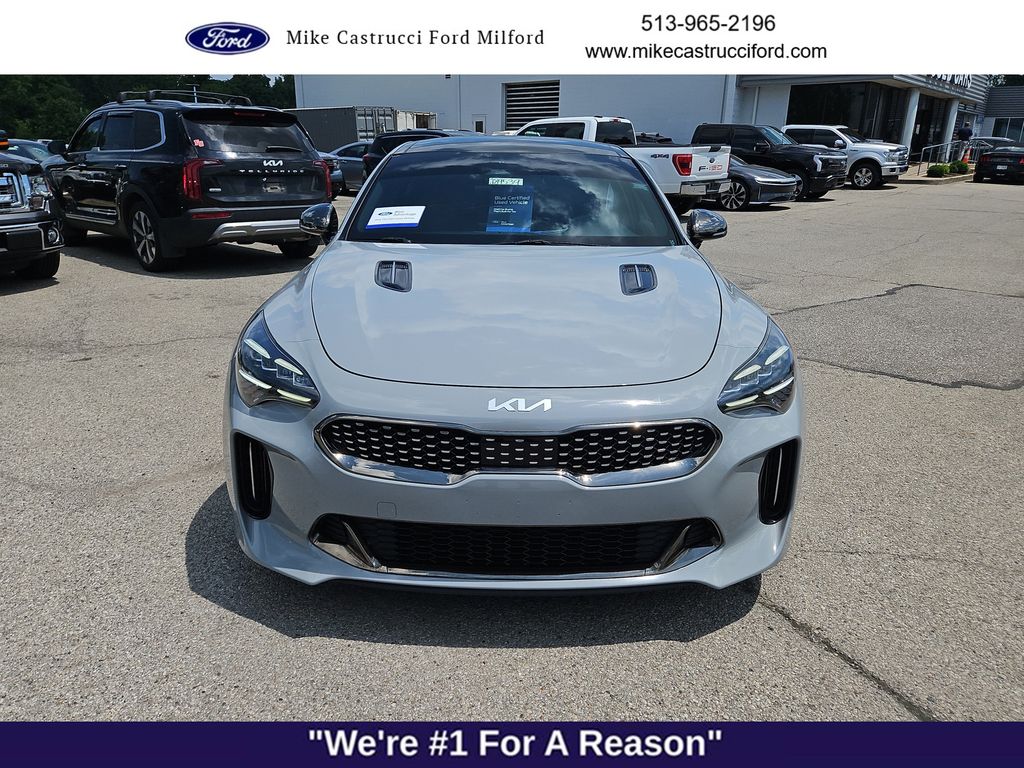 2022 Kia Stinger GT-Line Image 2 of 31