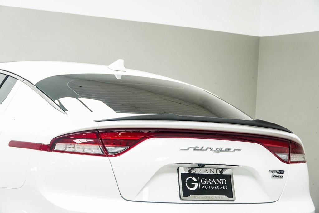 Vehicle image 34 of 39