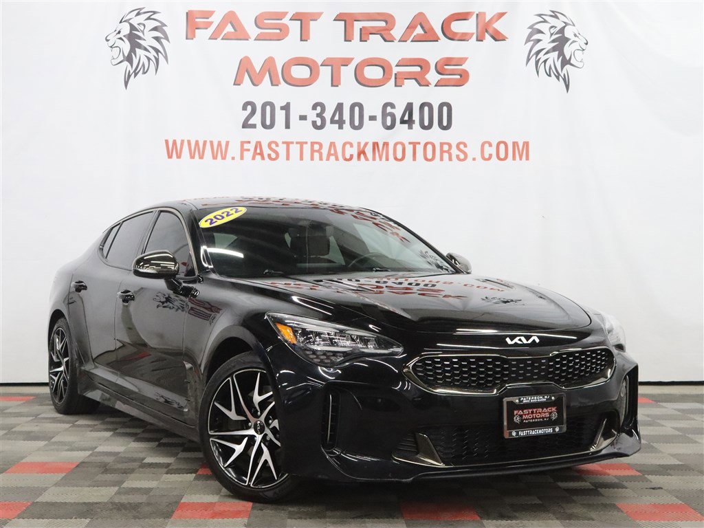 2022 Kia Stinger GT-Line Image 3 of 60