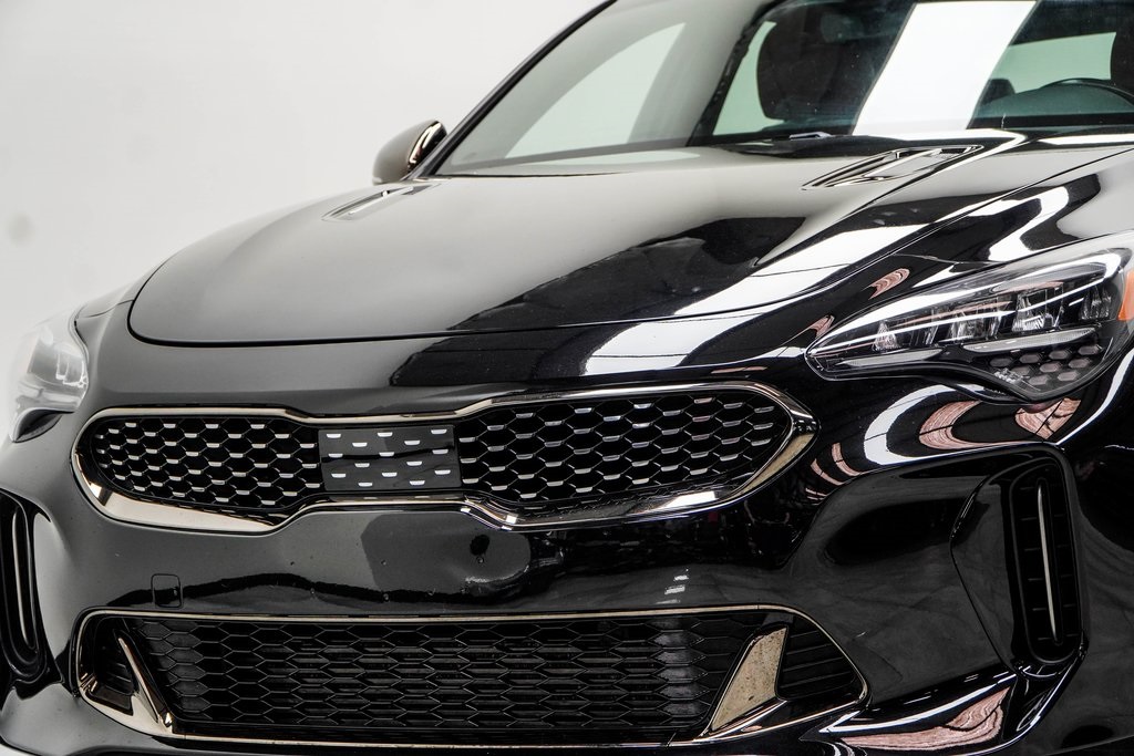 Vehicle image 41 of 50