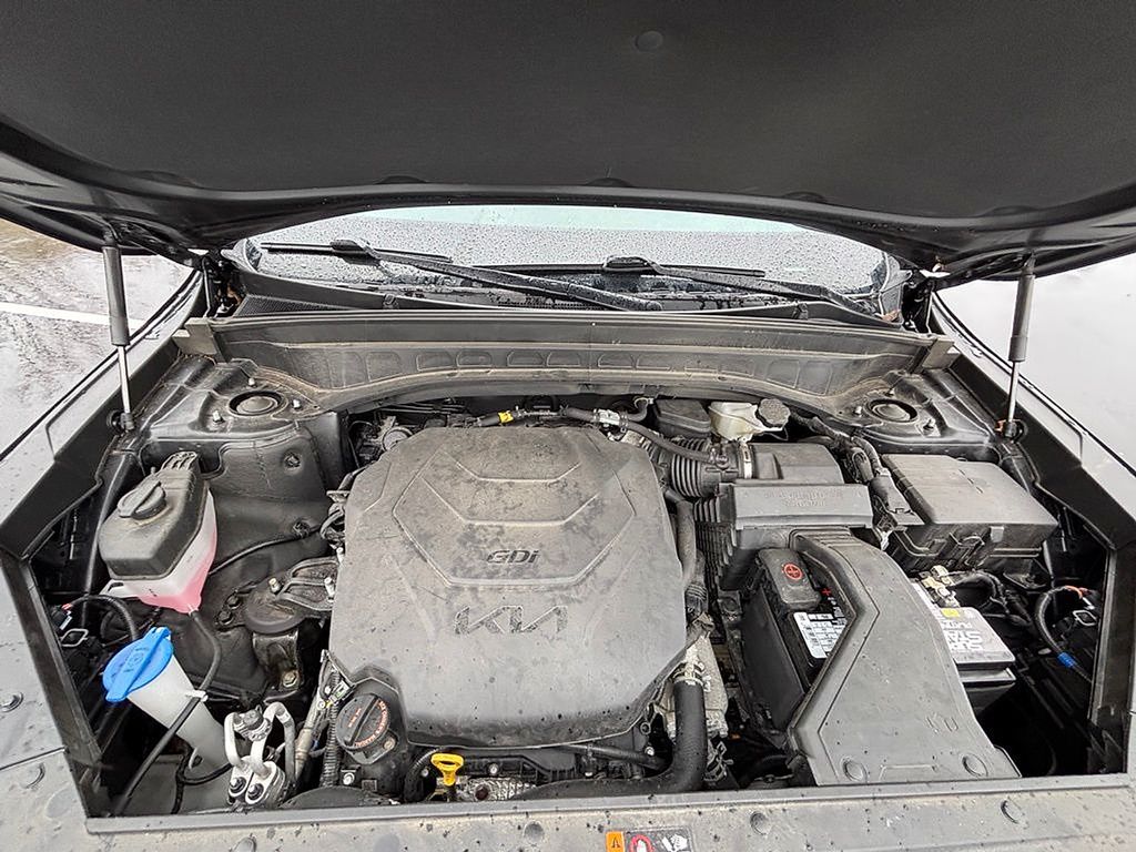 Vehicle image 9 of 31