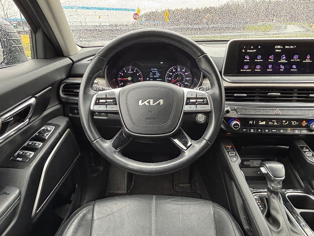 Vehicle image 18 of 31