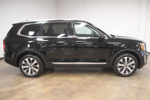 Vehicle image 6 of 31