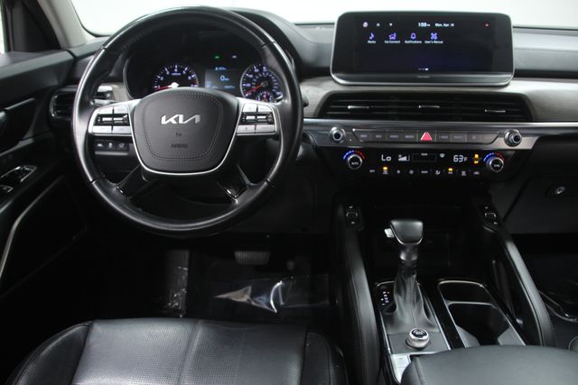 Vehicle image 13 of 31