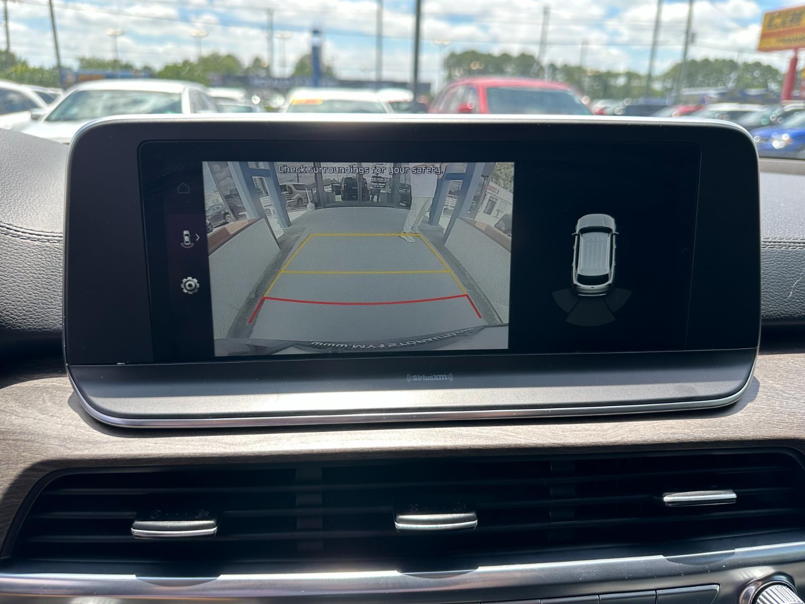 Vehicle image 22 of 34
