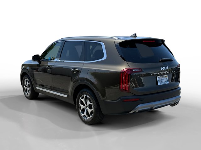 Vehicle image 7 of 21