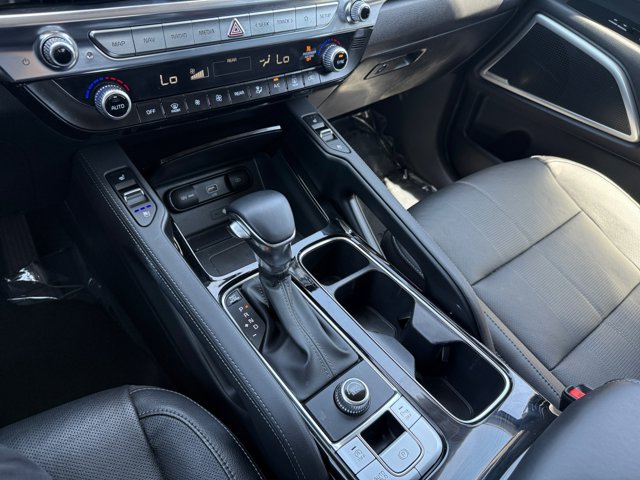 Vehicle image 20 of 21