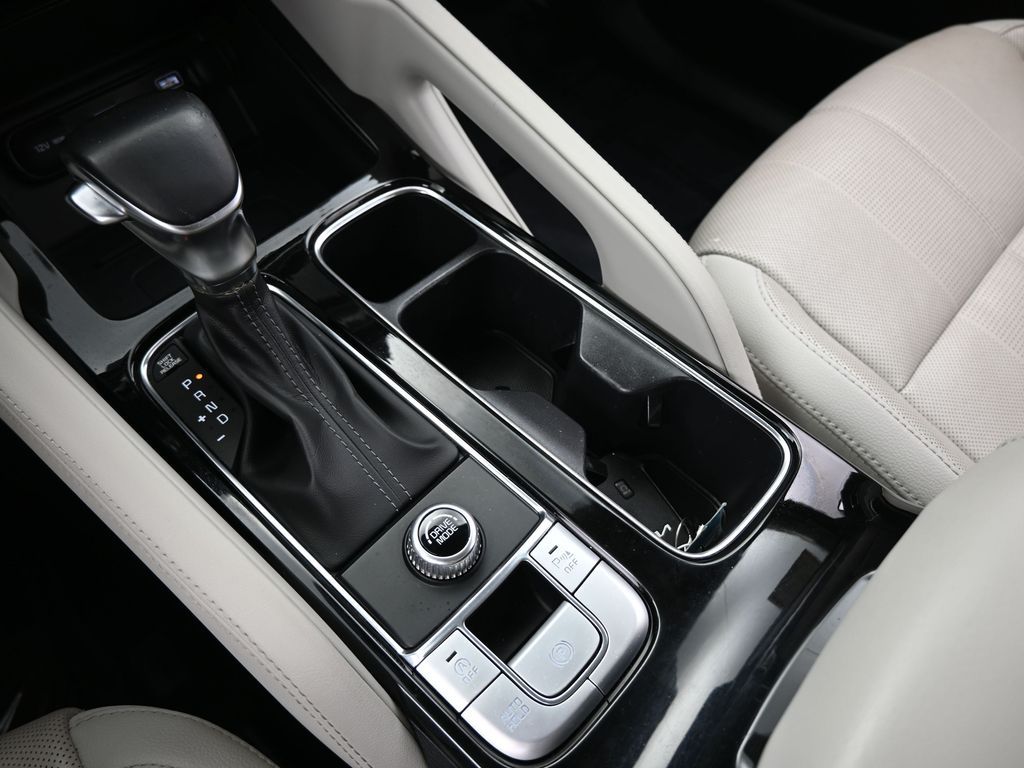 Vehicle image 48 of 69