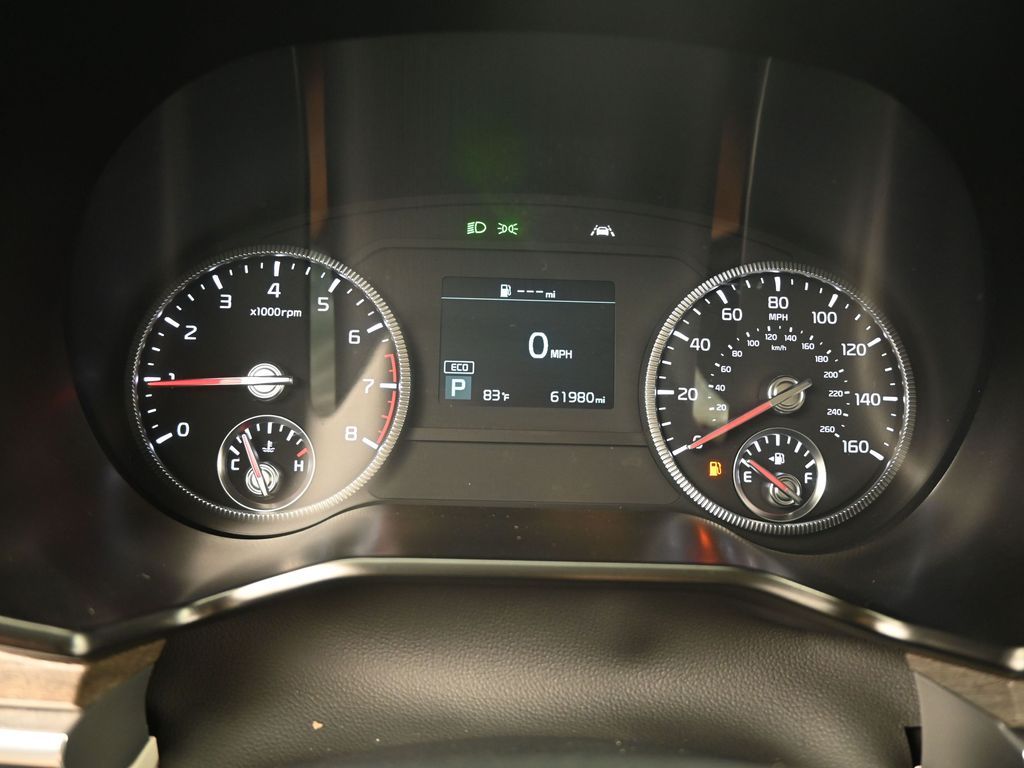 Vehicle image 52 of 69
