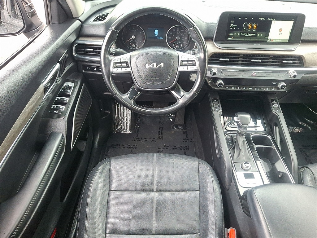 Vehicle image 11 of 32
