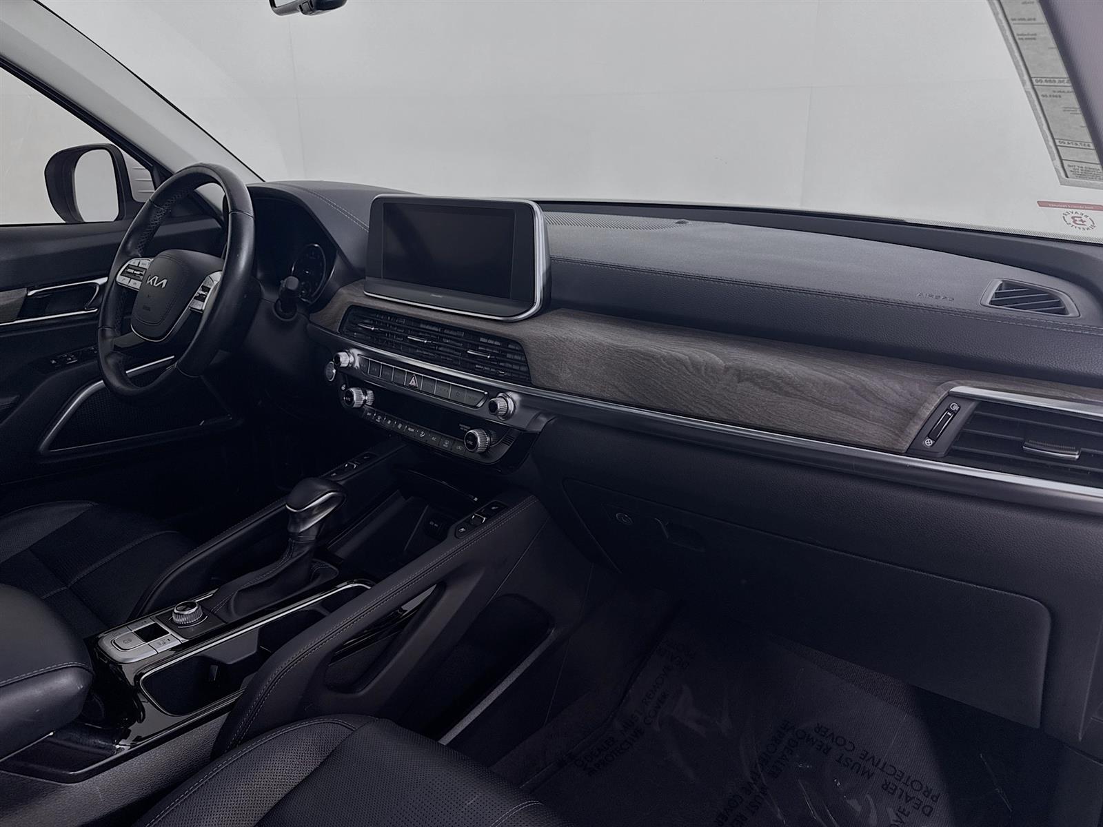 Vehicle image 49 of 51