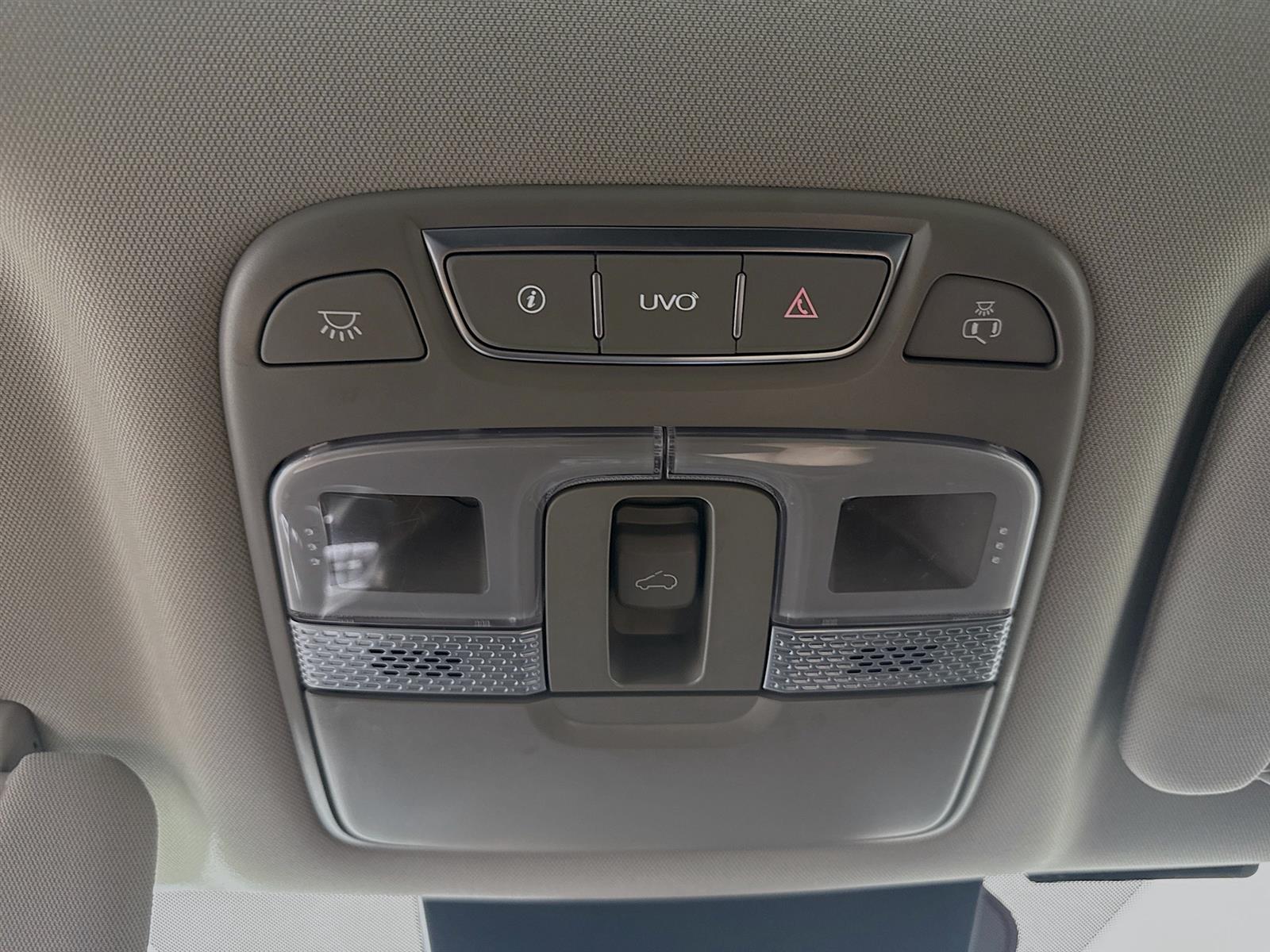 Vehicle image 23 of 51