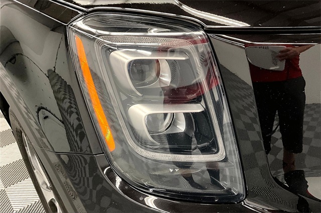 Vehicle image 31 of 38