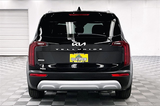 Vehicle image 6 of 38