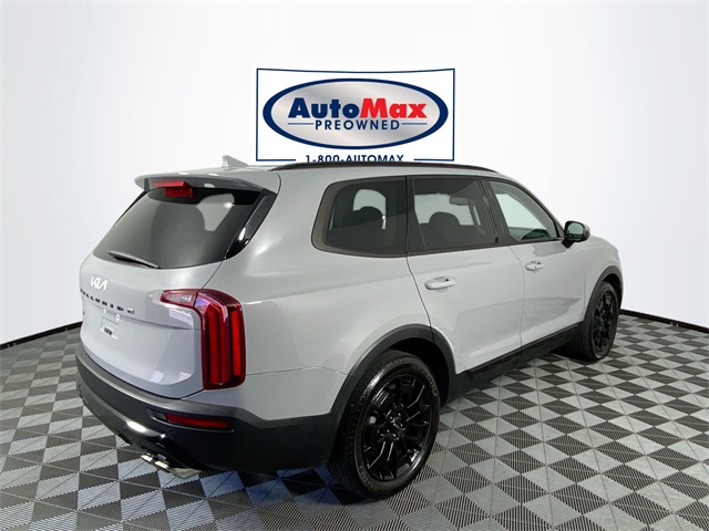 Vehicle image 2 of 33