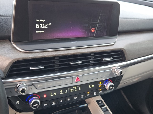 Vehicle image 21 of 29