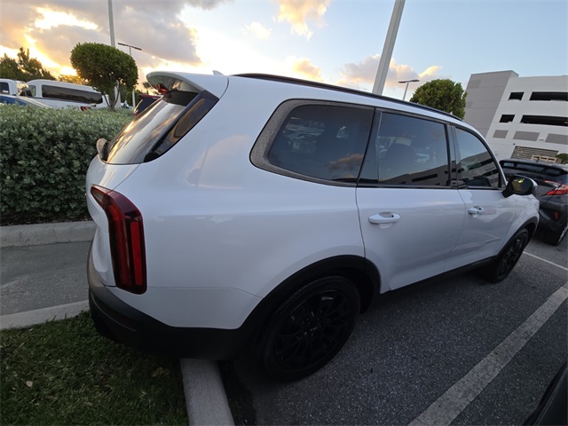 Vehicle image 2 of 29