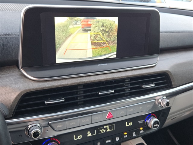 Vehicle image 22 of 29