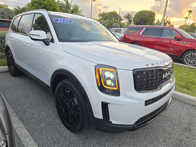 Vehicle image 4 of 29