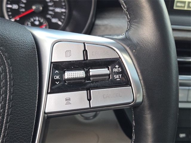 Vehicle image 27 of 29