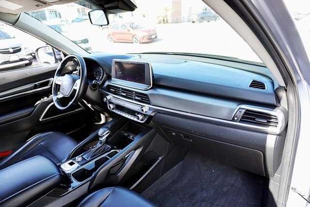 2022 Kia Telluride LX Image 18 of 39