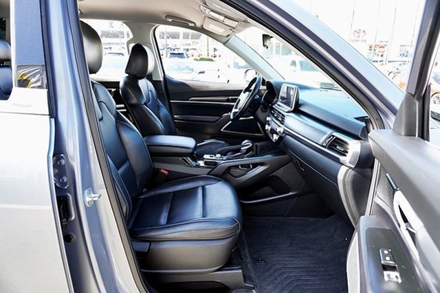 2022 Kia Telluride LX Image 15 of 39