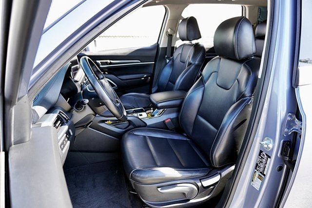 2022 Kia Telluride LX Image 10 of 39