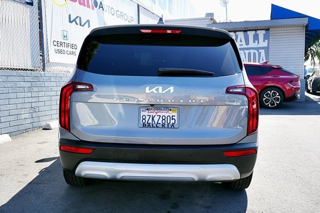 2022 Kia Telluride LX Image 6 of 39