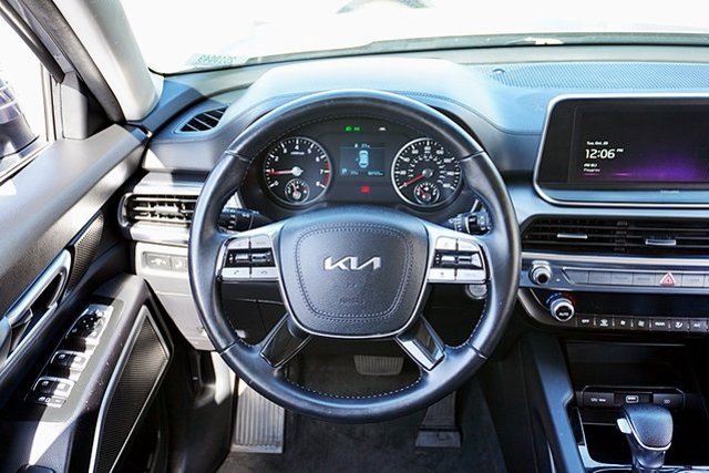 2022 Kia Telluride LX Image 22 of 39