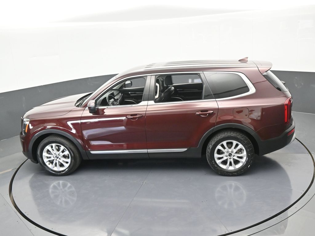 Vehicle image 14 of 66
