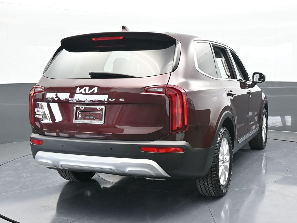 Vehicle image 3 of 66