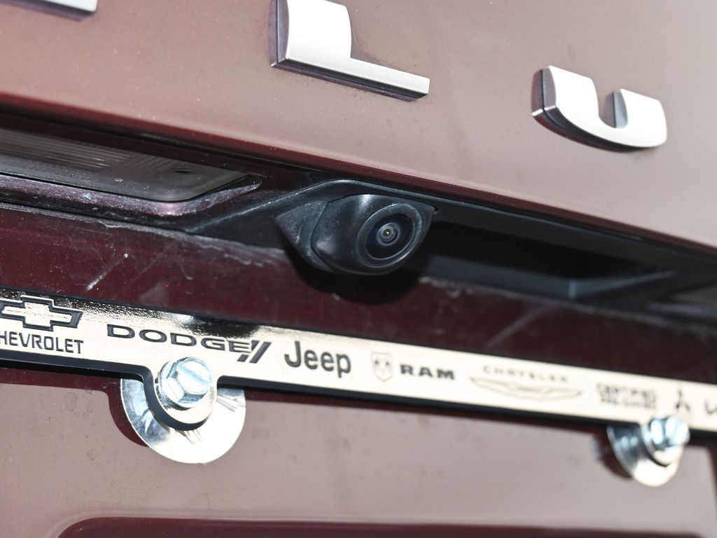 Vehicle image 56 of 66