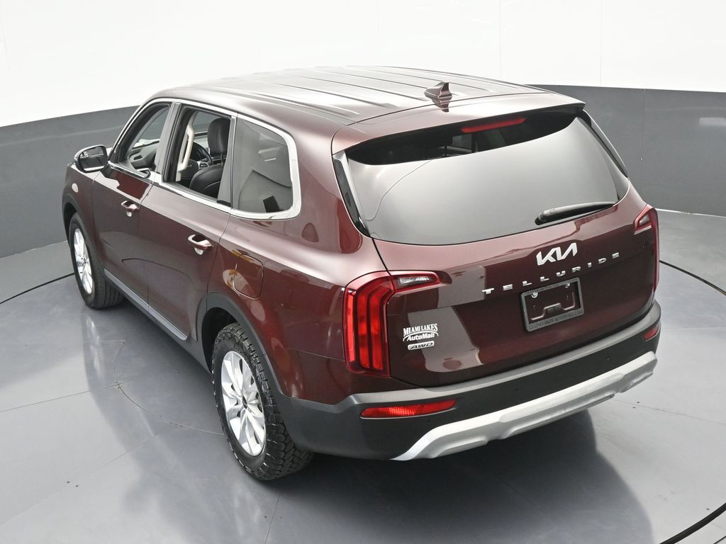 Vehicle image 15 of 66