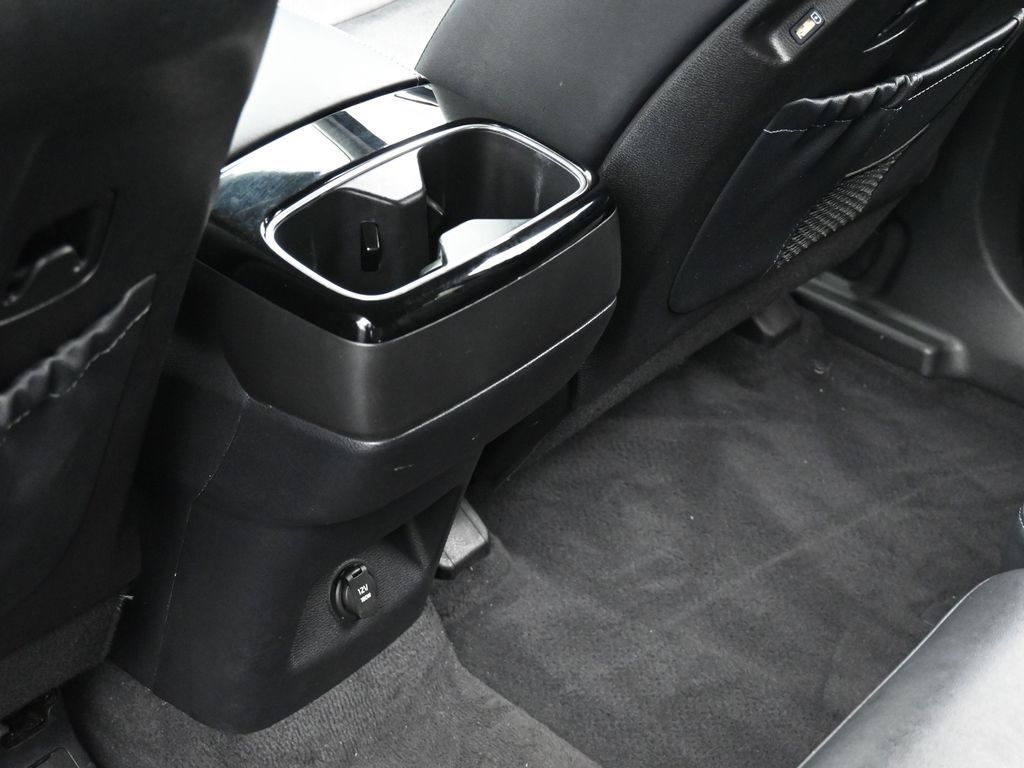 Vehicle image 53 of 66