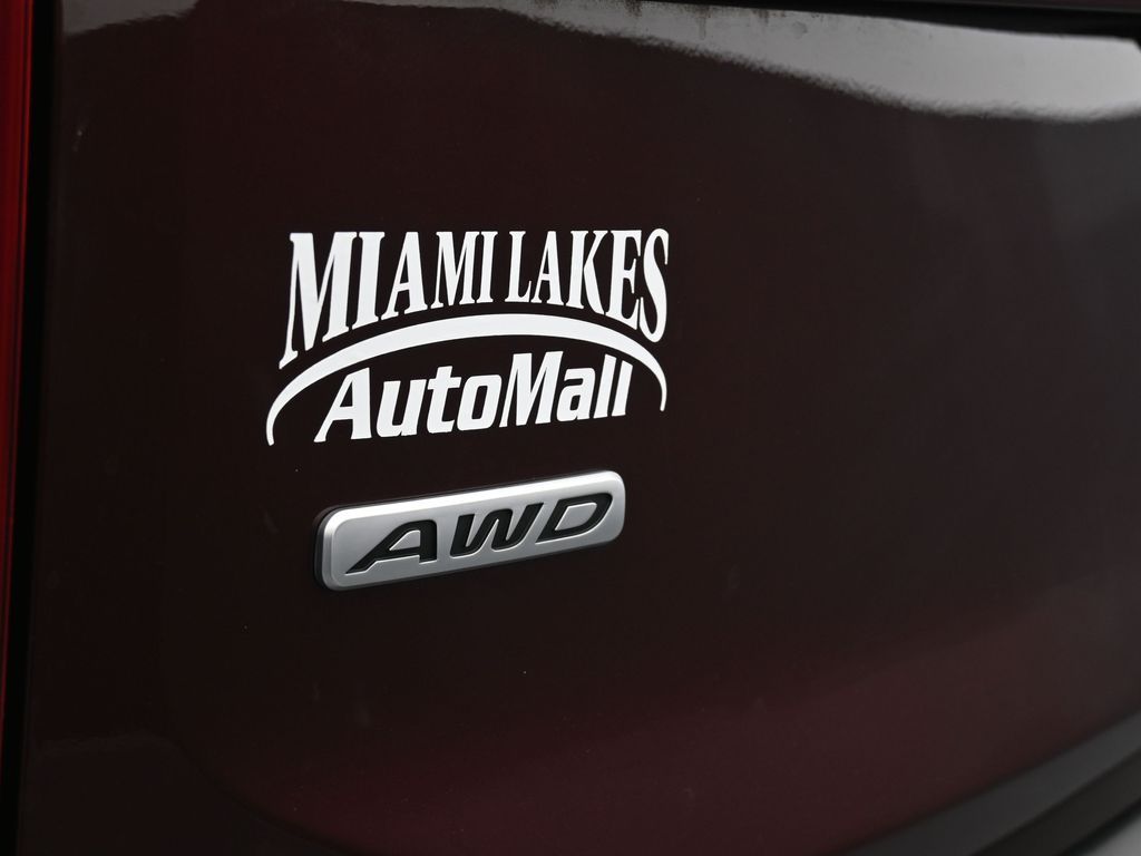 Vehicle image 55 of 66