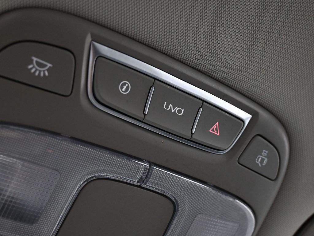 Vehicle image 46 of 66