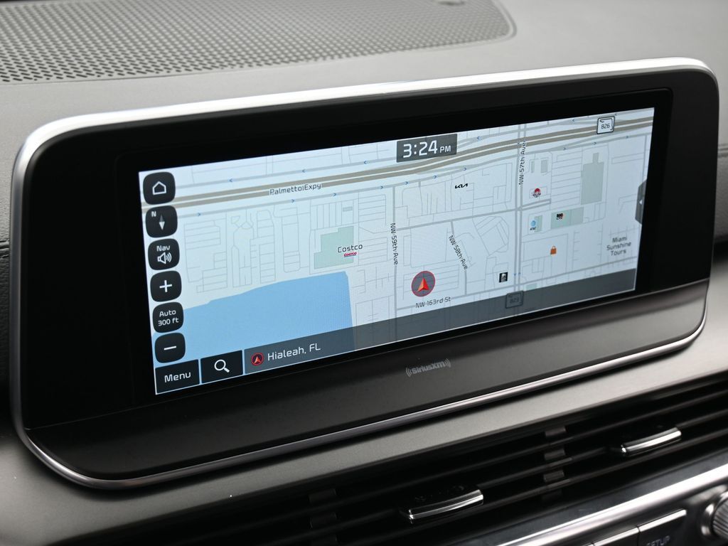 Vehicle image 40 of 66