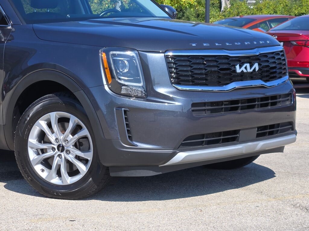 2022 Kia Telluride LX Image 6 of 31