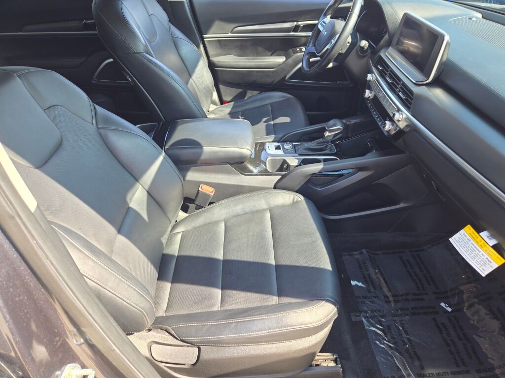 2022 Kia Telluride LX Image 11 of 31