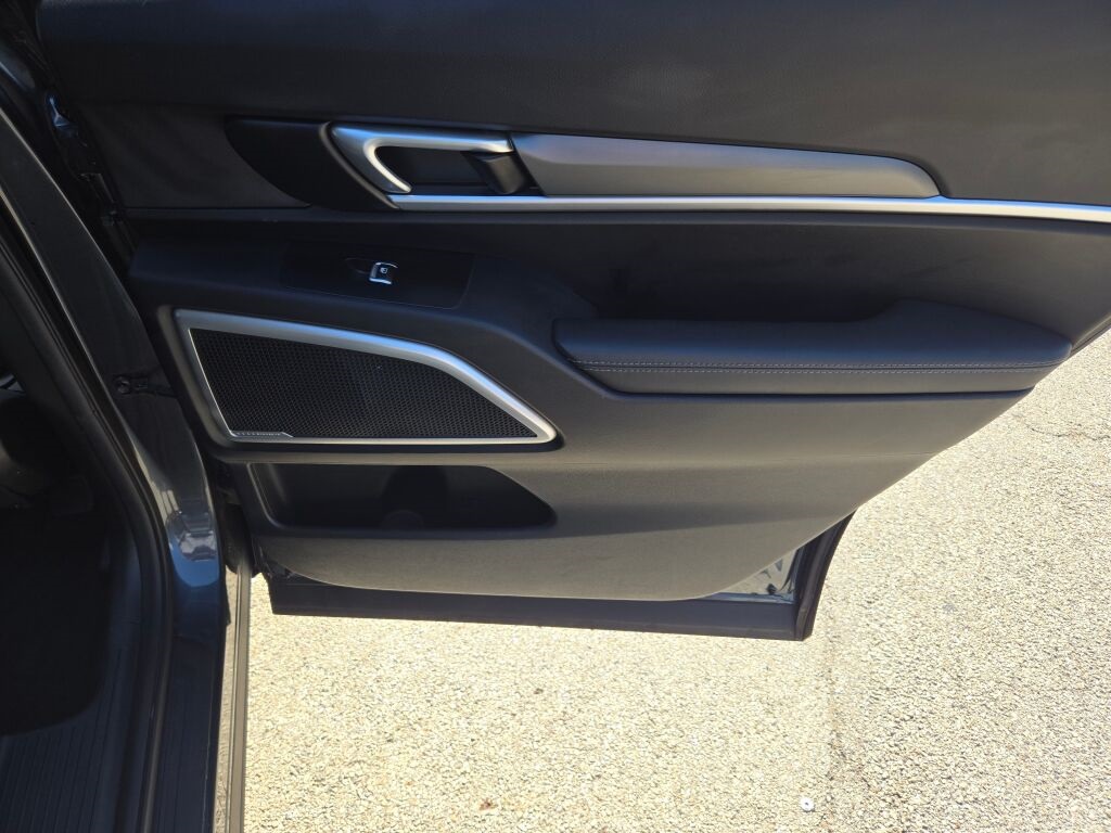 2022 Kia Telluride LX Image 28 of 31