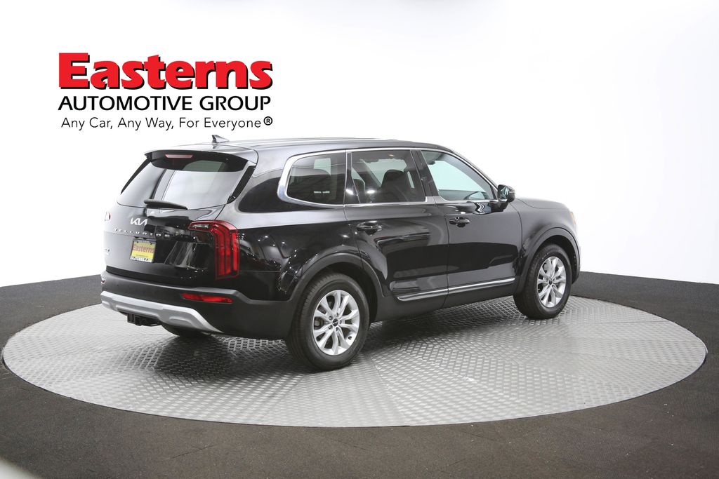 Vehicle image 24 of 64