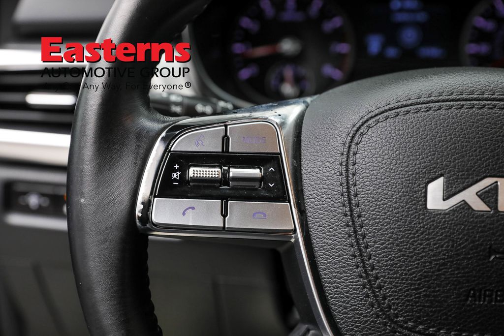 Vehicle image 45 of 64