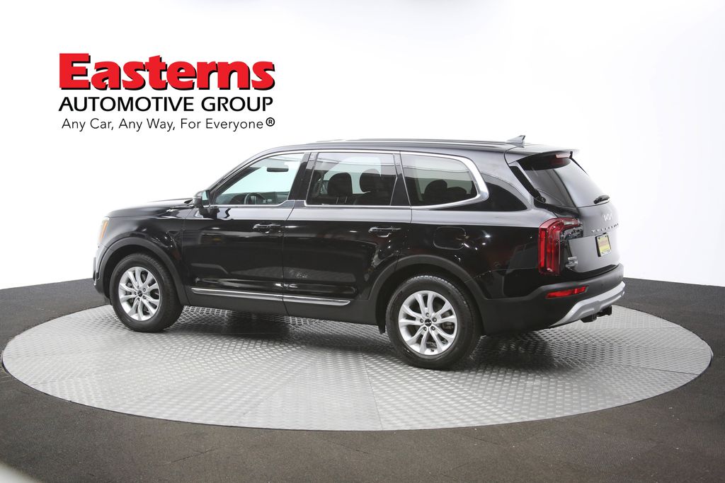 Vehicle image 30 of 64