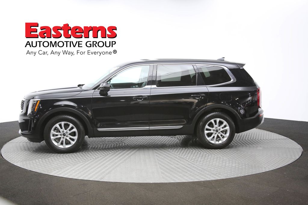 Vehicle image 34 of 64