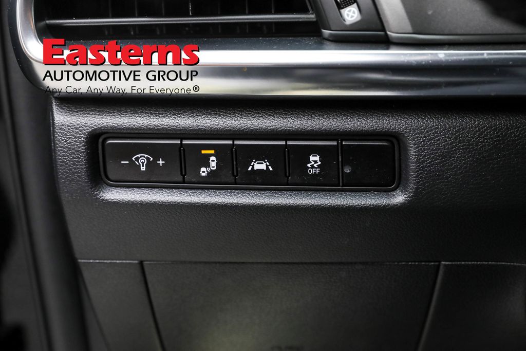 Vehicle image 51 of 64