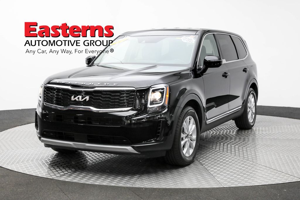 Vehicle image 5 of 64