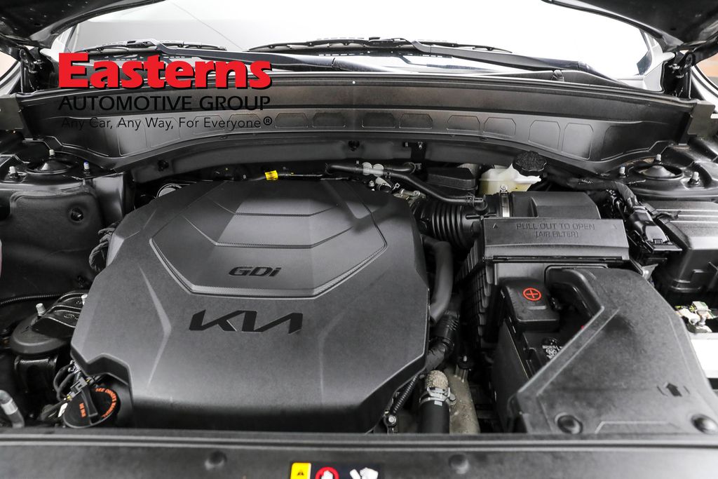 Vehicle image 37 of 64