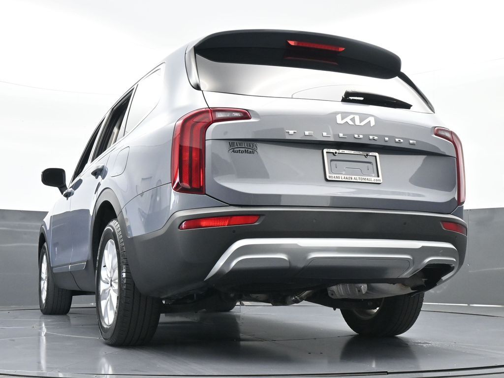 Vehicle image 22 of 66