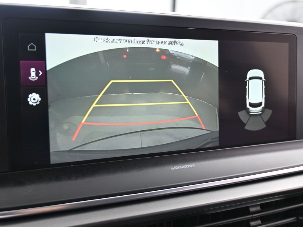Vehicle image 44 of 66